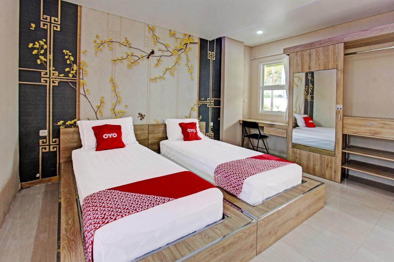 Capital O 91384 Rintaka Residence Senggigi Exterior foto